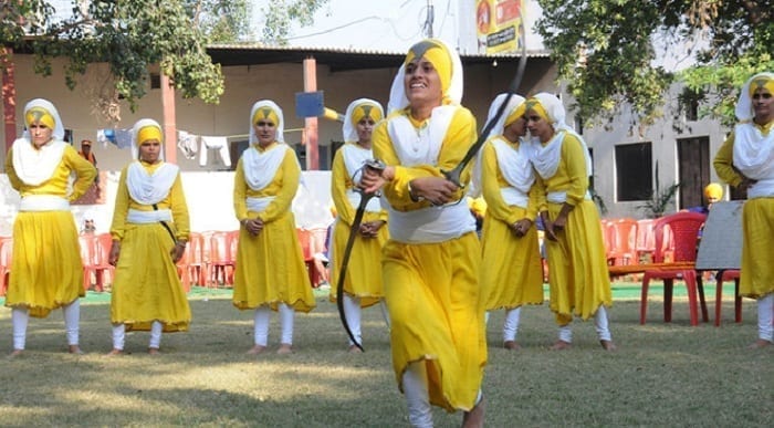 GFI to teach Gatka to schoolgirls for self-defense | Sikh24.com